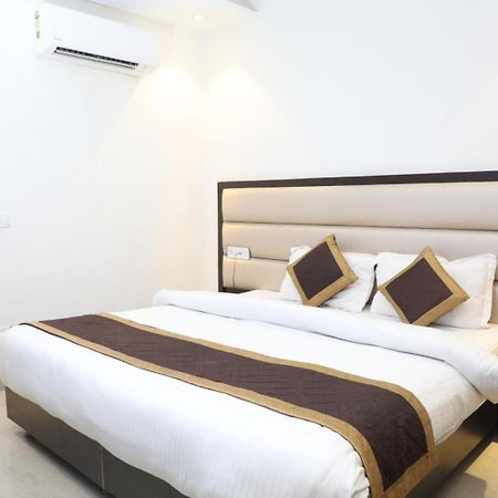 Hotel Avi Inn Amritszár Kültér fotó