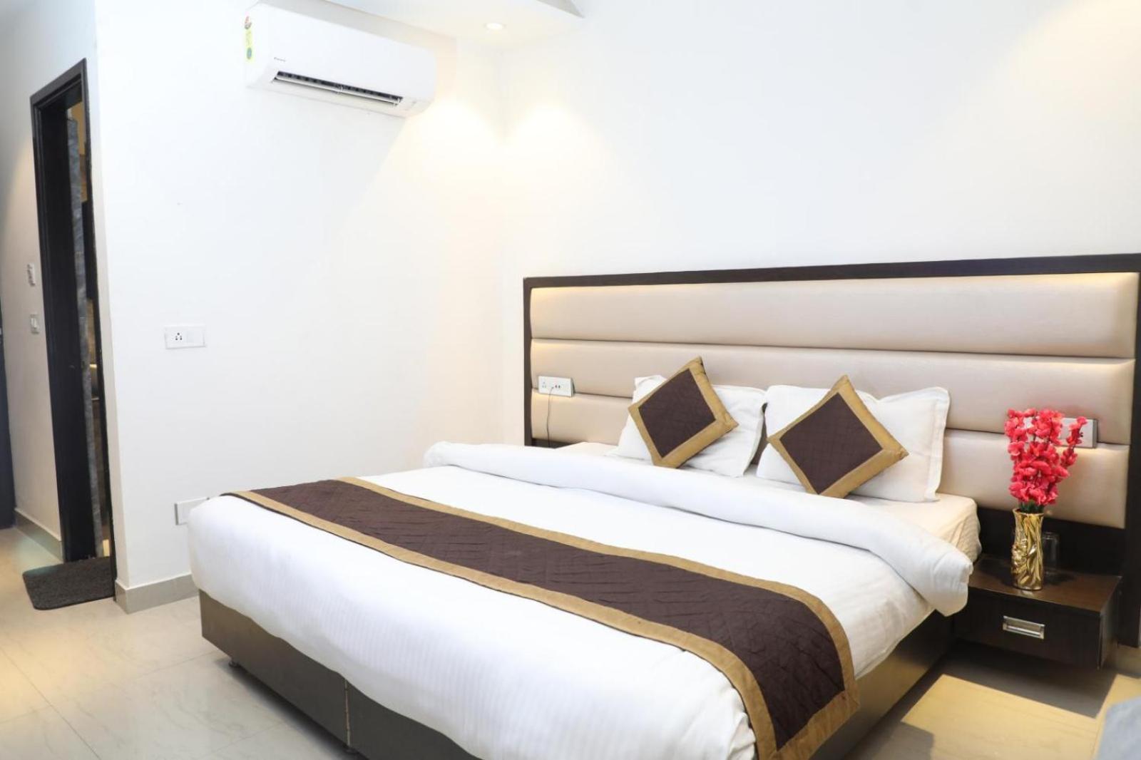 Hotel Avi Inn Amritszár Kültér fotó
