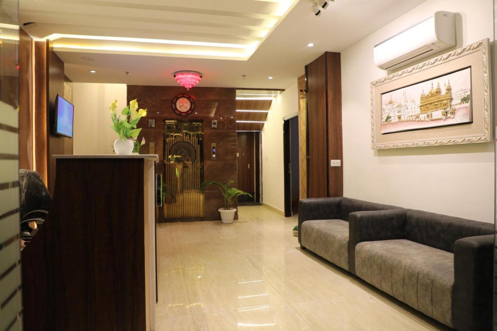 Hotel Avi Inn Amritszár Kültér fotó