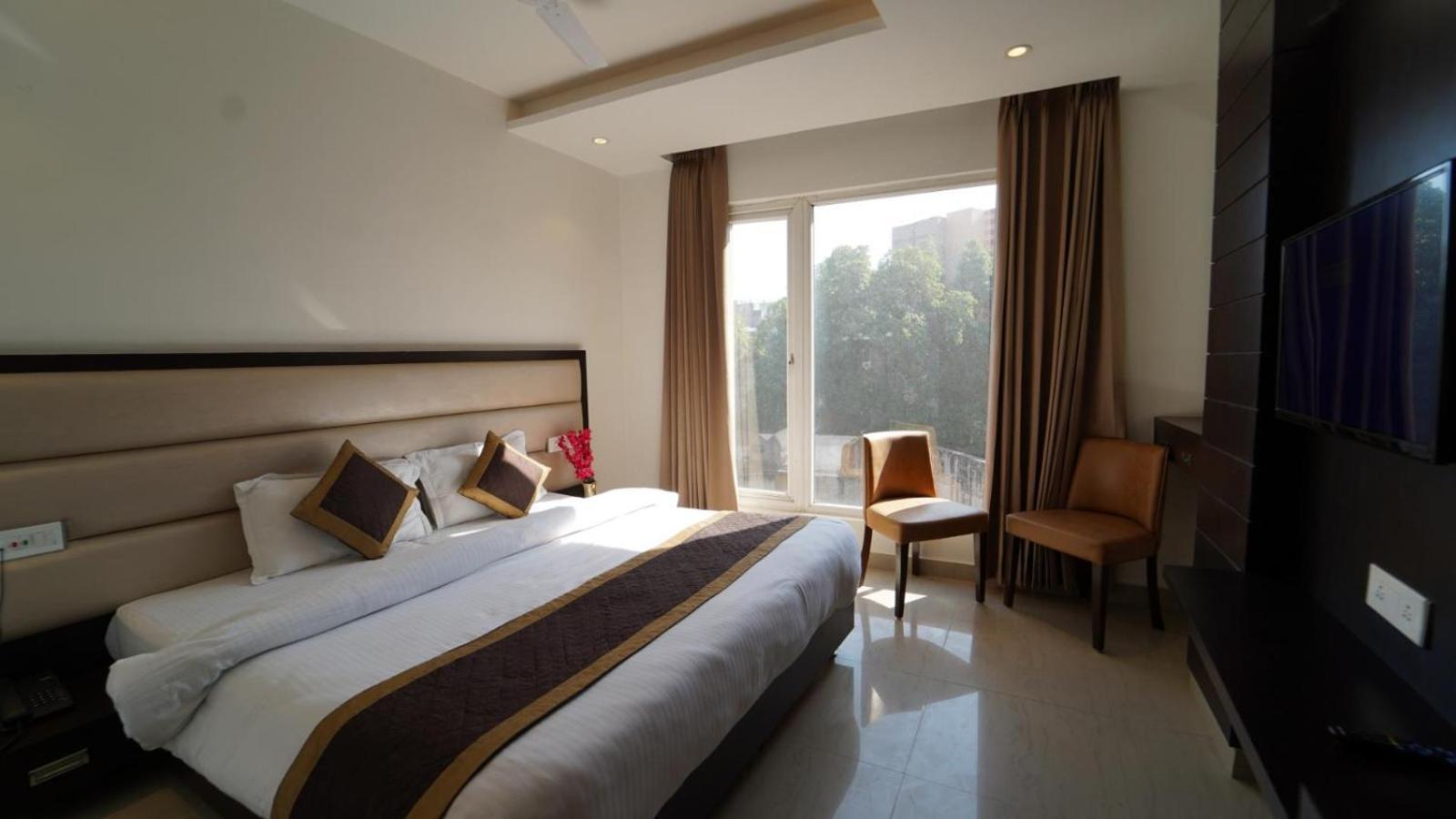 Hotel Avi Inn Amritszár Kültér fotó
