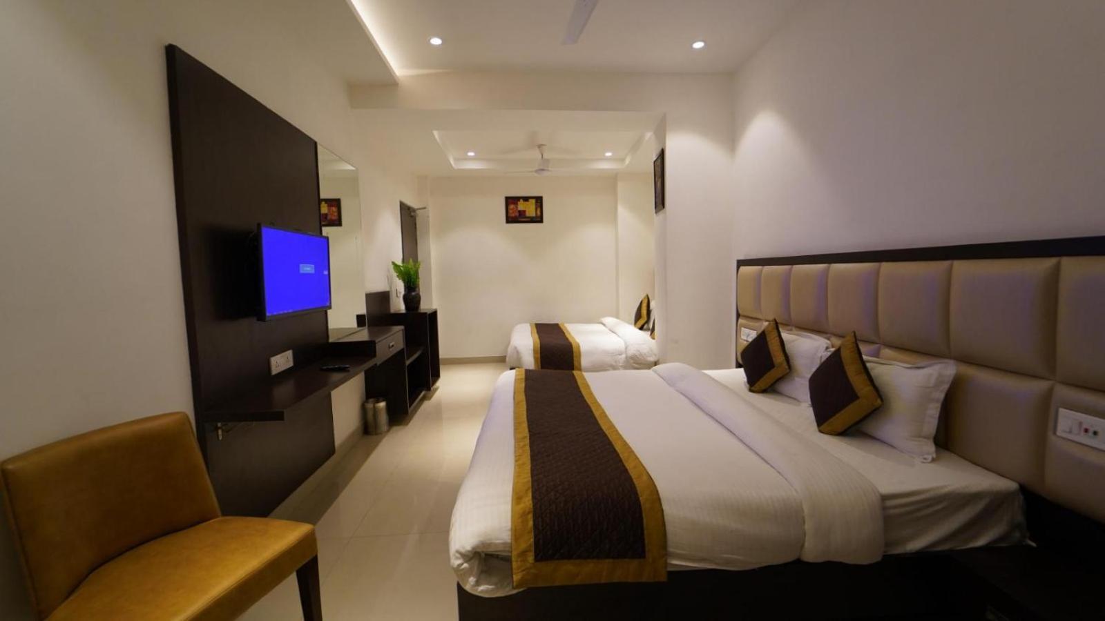 Hotel Avi Inn Amritszár Kültér fotó